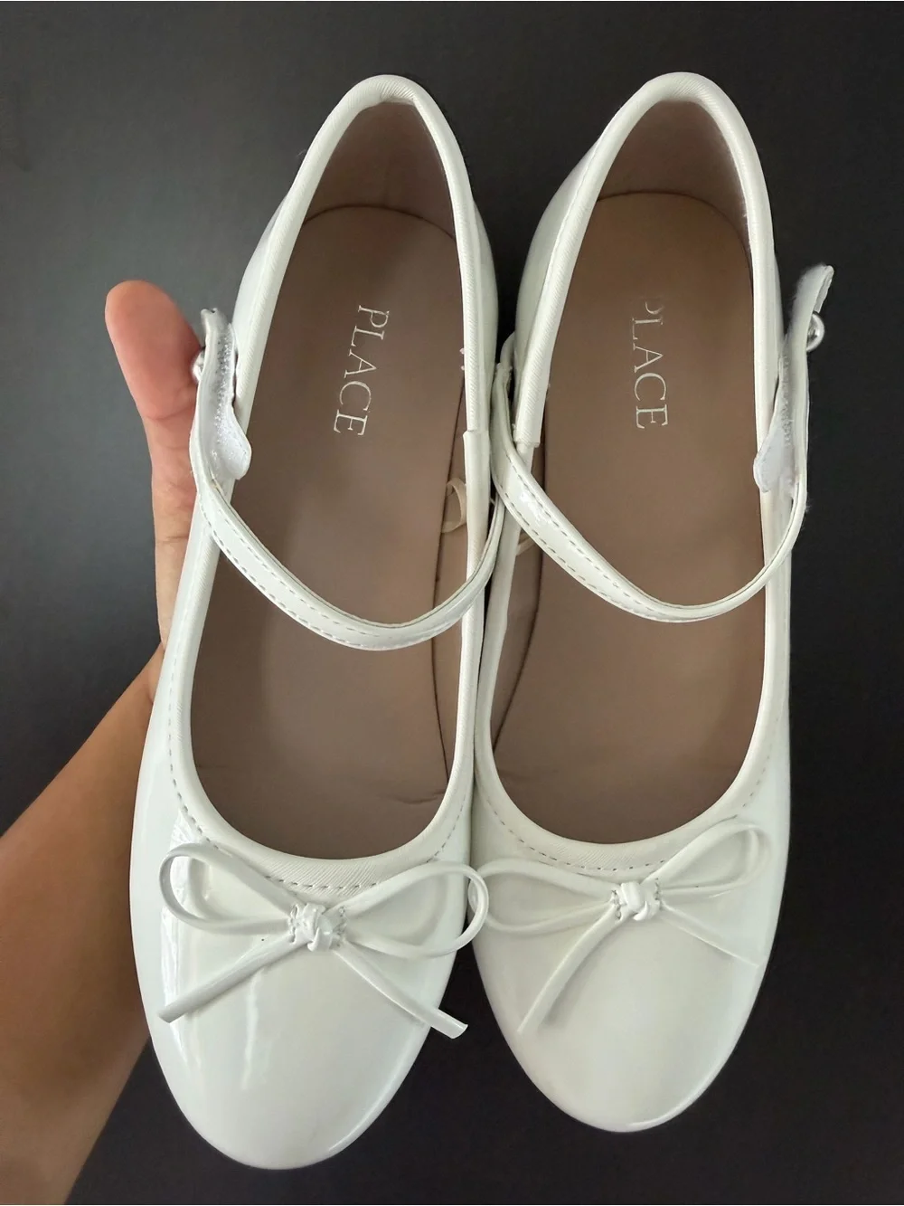 The Children’s Place White Mary Jane Heels – Girls Size 4